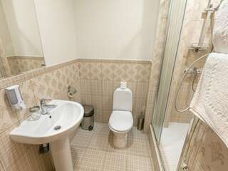 Отель Vega Архангельск Улучшенный двухместный номер с 1 кроватью-5