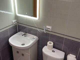 Отель Vega Архангельск Cемейный номер с собственной ванной комнатой-4